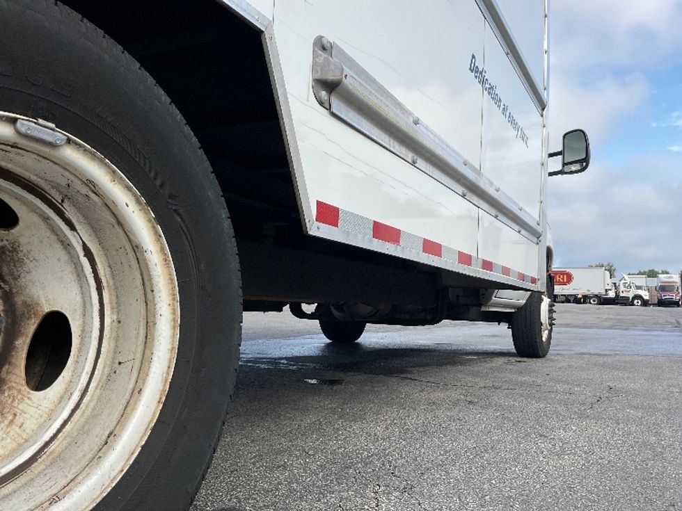 Light Duty Box Truck-Light and Medium Duty Trucks-Ford-2022-E350-Gahanna-OH-102,009\n\t\tmiles-$ 29,000 - Image 13