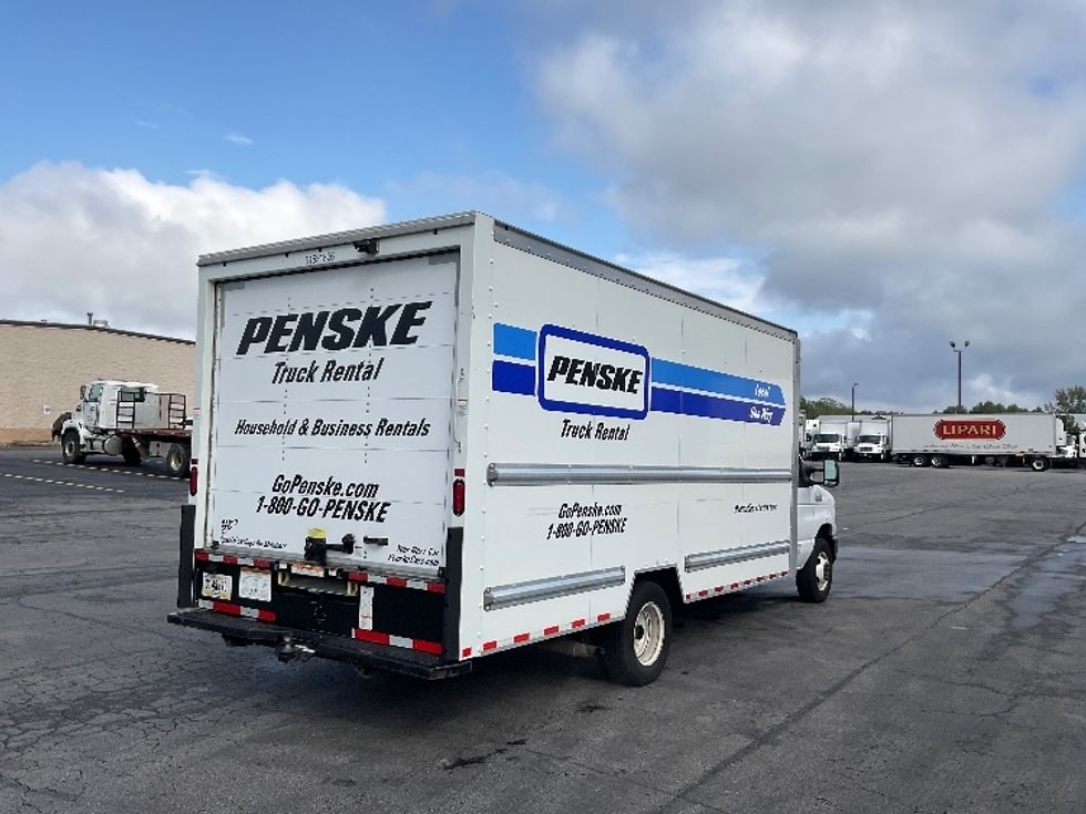 Light Duty Box Truck-Light and Medium Duty Trucks-Ford-2022-E350-Gahanna-OH-102,009\n\t\tmiles-$ 29,000 - Image 17