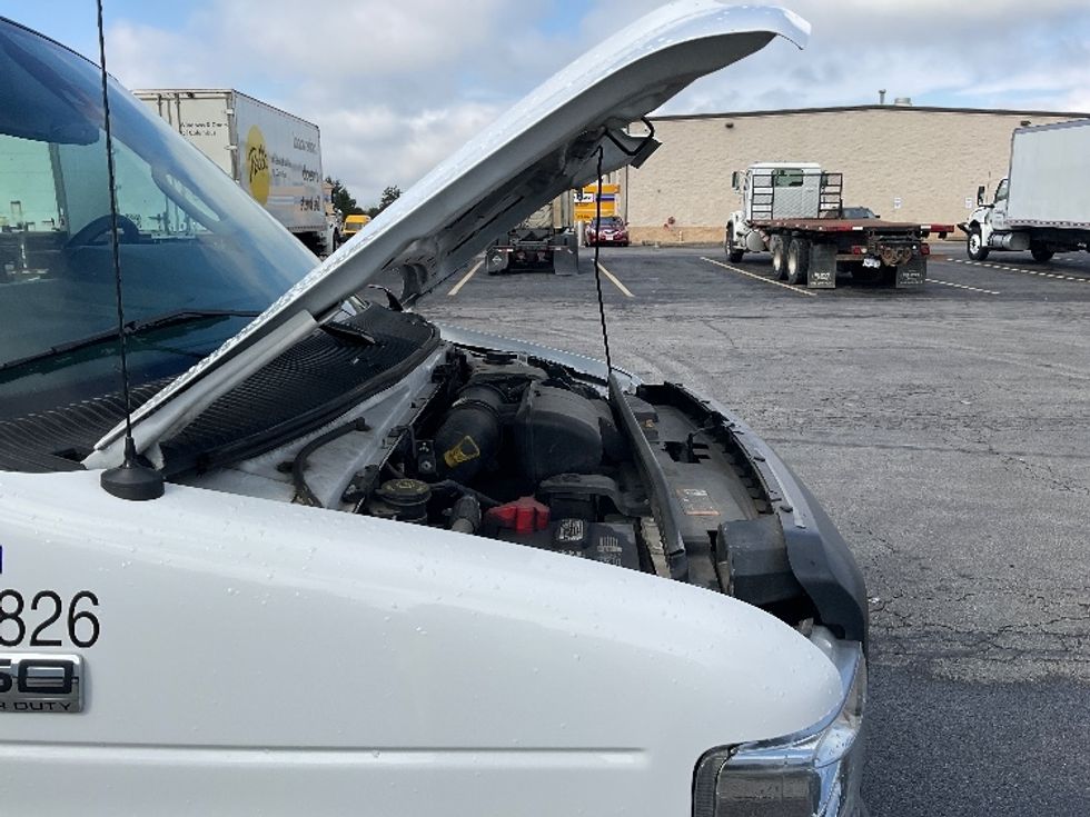 Light Duty Box Truck-Light and Medium Duty Trucks-Ford-2022-E350-Gahanna-OH-102,009\n\t\tmiles-$ 29,000 - Image 23