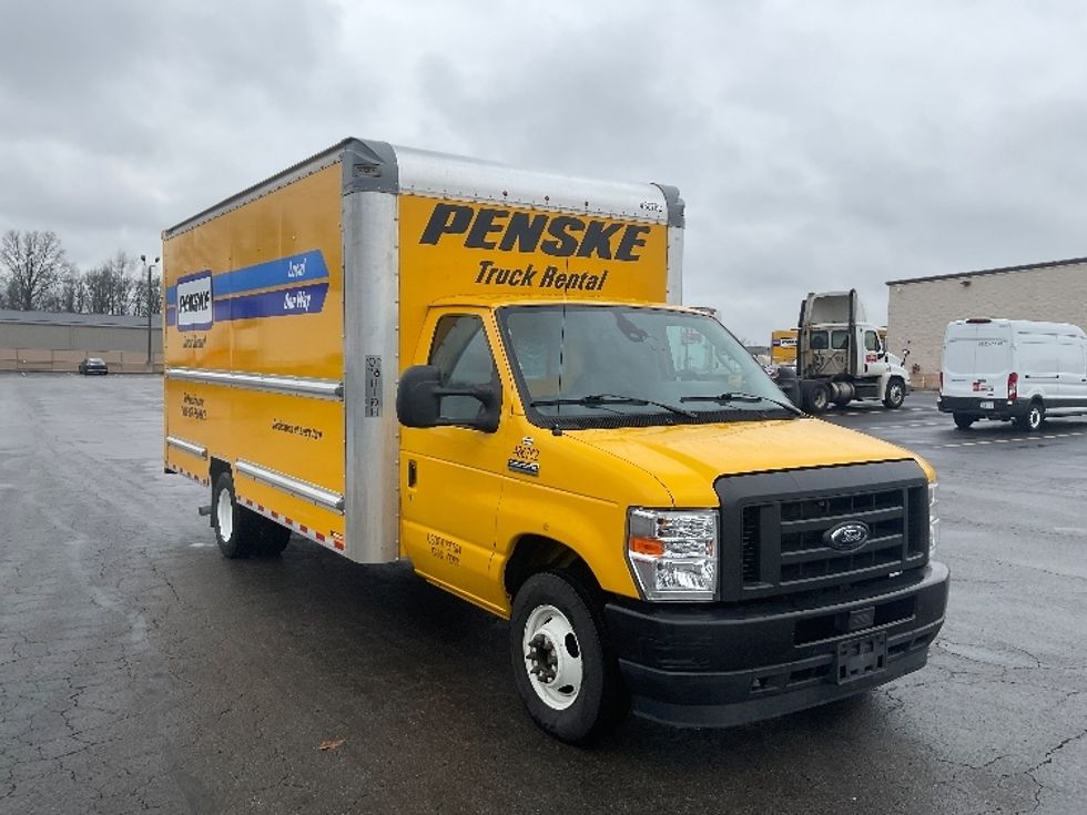 Light Duty Box Truck-Light and Medium Duty Trucks-Ford-2022-E350-Gahanna-OH-127,547\n\t\tmiles-$ 22,750 - Image 1
