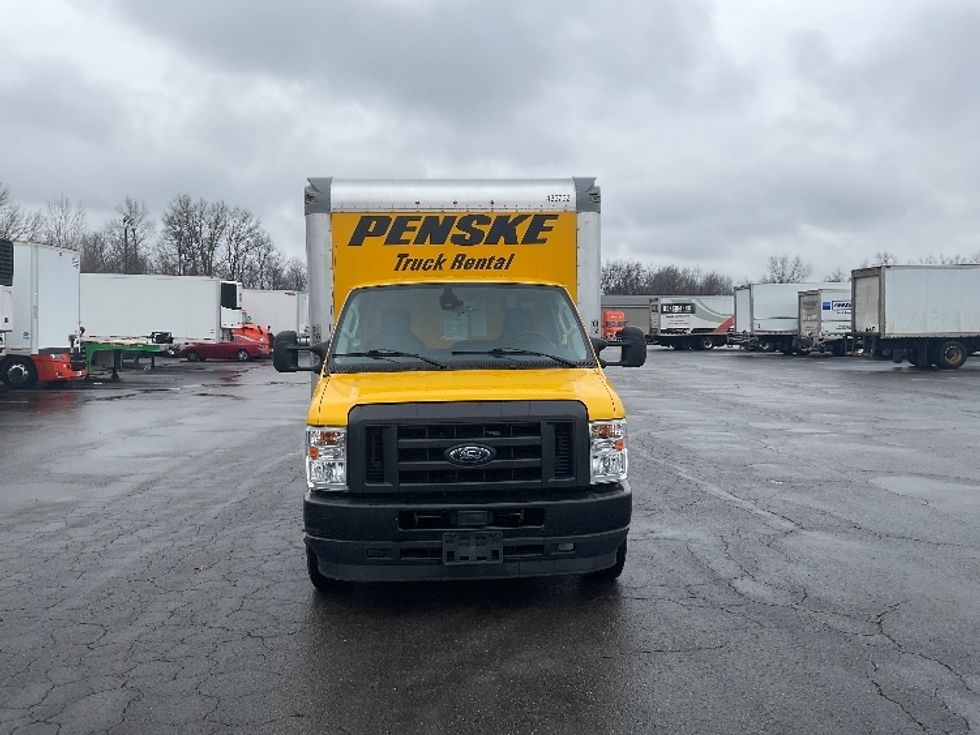 Light Duty Box Truck-Light and Medium Duty Trucks-Ford-2022-E350-Gahanna-OH-127,547\n\t\tmiles-$ 22,750 - Image 2