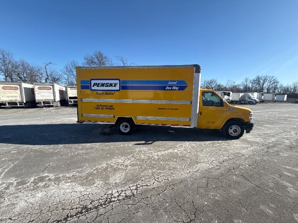 Light Duty Box Truck-Light and Medium Duty Trucks-Ford-2022-E350-Gahanna-OH-86,771\n\t\tmiles-$ 28,500 - Image 15