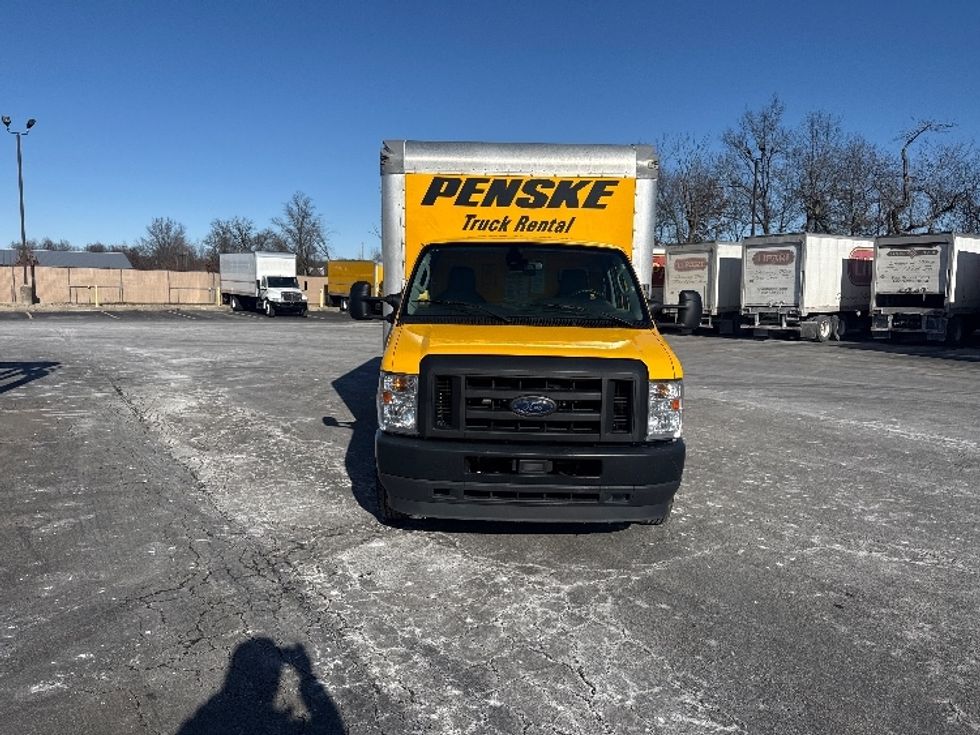 Light Duty Box Truck-Light and Medium Duty Trucks-Ford-2022-E350-Gahanna-OH-86,771\n\t\tmiles-$ 28,500 - Image 2