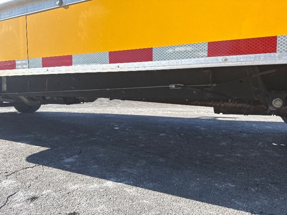 Light Duty Box Truck-Light and Medium Duty Trucks-Ford-2022-E350-Gahanna-OH-86,771\n\t\tmiles-$ 28,500 - Image 5