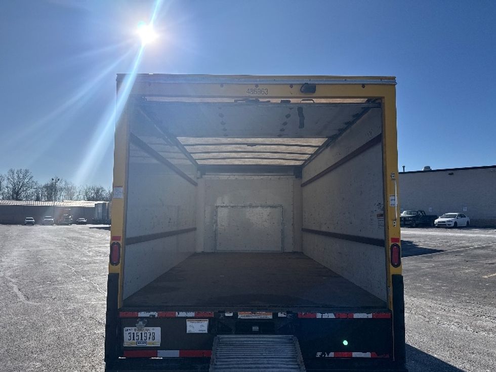 Light Duty Box Truck-Light and Medium Duty Trucks-Ford-2022-E350-Gahanna-OH-86,771\n\t\tmiles-$ 28,500 - Image 8
