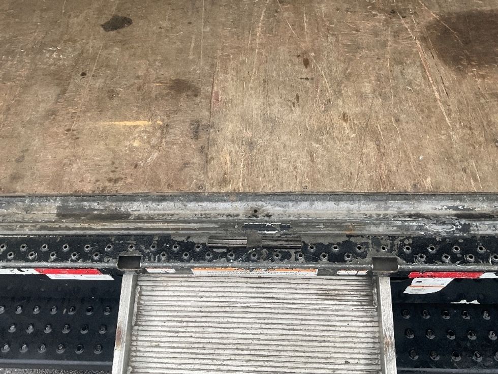 Light Duty Box Truck-Light and Medium Duty Trucks-Ford-2022-E350-Gahanna-OH-93,990\n\t\tmiles-$ 30,500 - Image 10