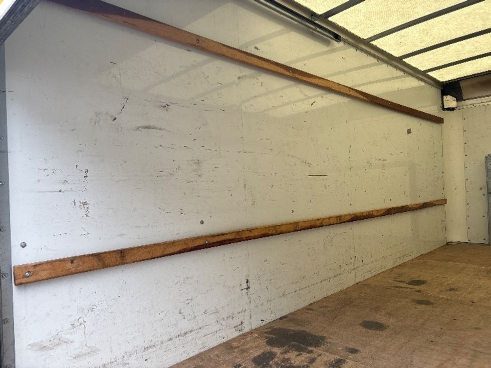 Light Duty Box Truck-Light and Medium Duty Trucks-Ford-2022-E350-Gainesville-GA-102,000\n\t\tmiles-$ 29,000 - Image 11