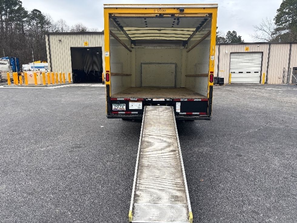 Light Duty Box Truck-Light and Medium Duty Trucks-Ford-2022-E350-Gainesville-GA-102,000\n\t\tmiles-$ 29,000 - Image 9
