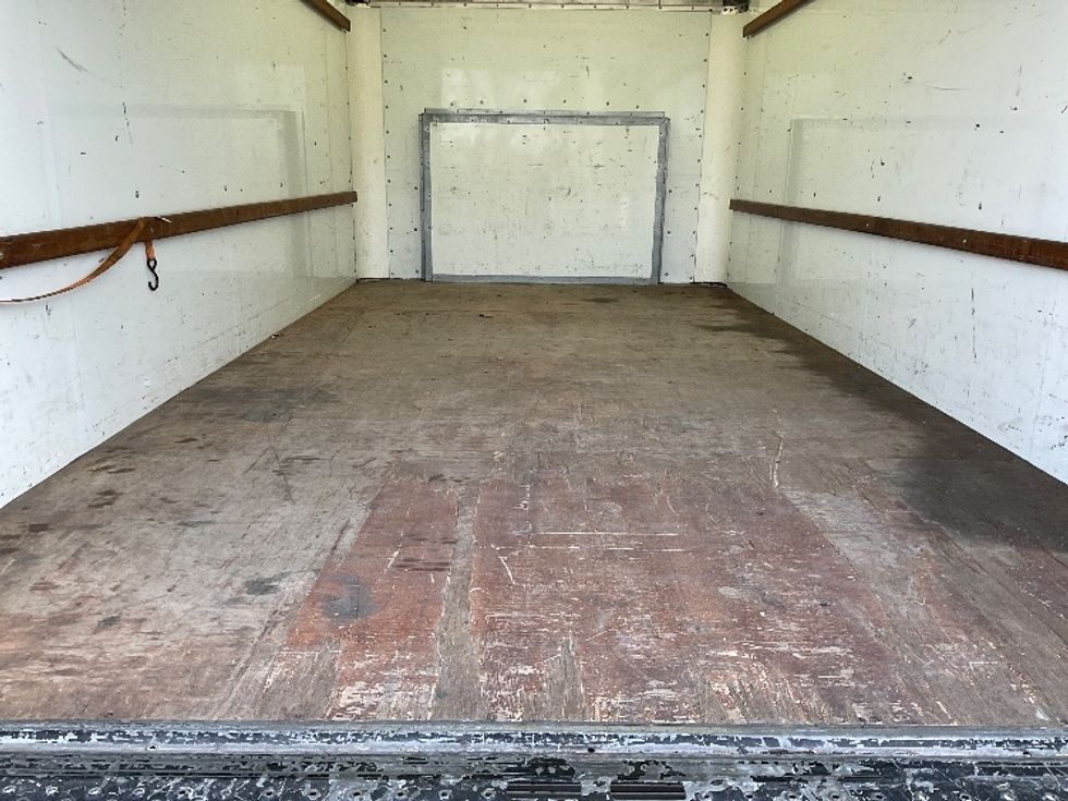 Light Duty Box Truck-Light and Medium Duty Trucks-Ford-2022-E350-Gainesville-GA-97,667\n\t\tmiles-$ 29,500 - Image 10