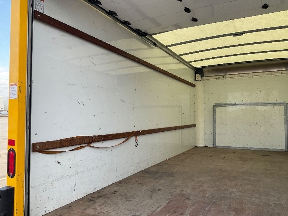 Light Duty Box Truck-Light and Medium Duty Trucks-Ford-2022-E350-Gainesville-GA-97,667\n\t\tmiles-$ 29,500 - Image 11