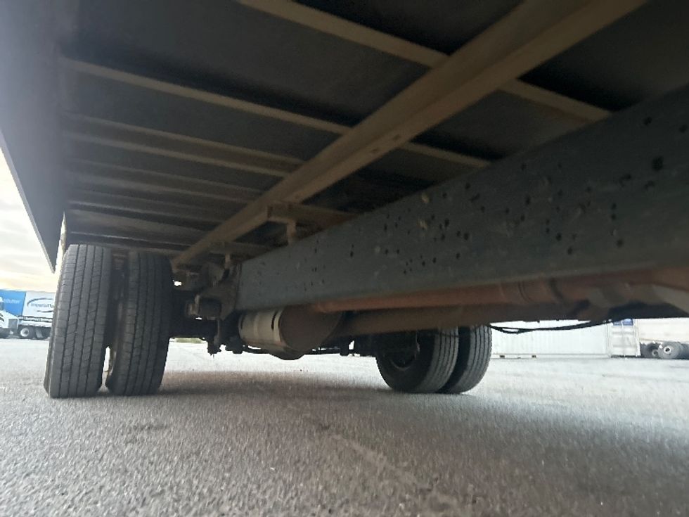 Light Duty Box Truck-Light and Medium Duty Trucks-Ford-2022-E350-Garden City-GA-89,952\n\t\tmiles-$ 31,000 - Image 13