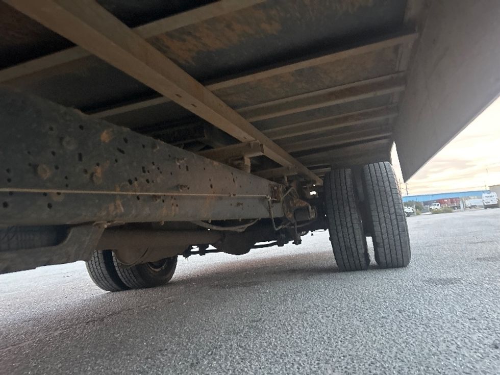 Light Duty Box Truck-Light and Medium Duty Trucks-Ford-2022-E350-Garden City-GA-89,952\n\t\tmiles-$ 31,000 - Image 5