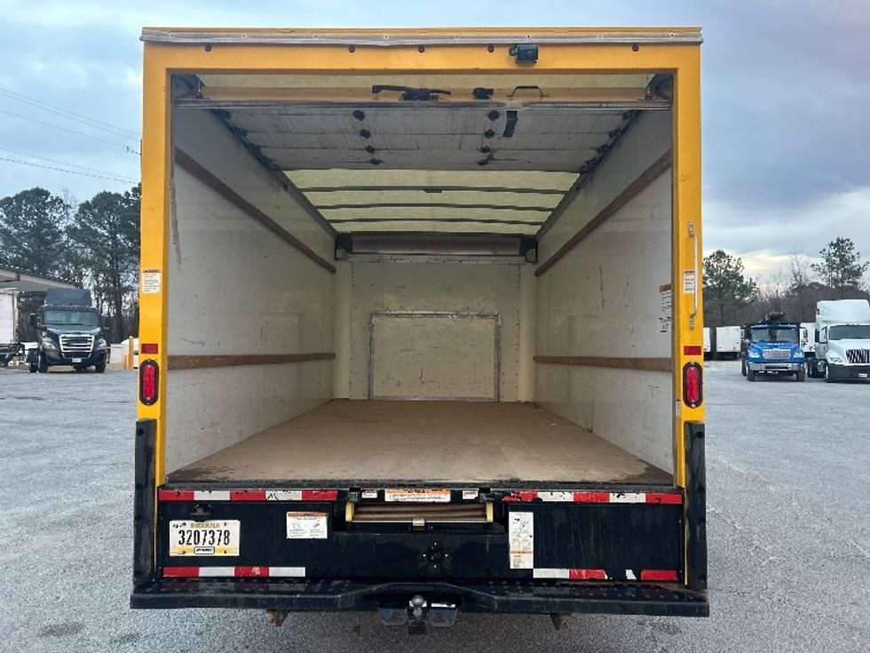 Light Duty Box Truck-Light and Medium Duty Trucks-Ford-2022-E350-Garden City-GA-89,952\n\t\tmiles-$ 31,000 - Image 8