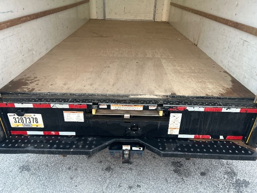 Light Duty Box Truck-Light and Medium Duty Trucks-Ford-2022-E350-Garden City-GA-89,952\n\t\tmiles-$ 31,000 - Image 9