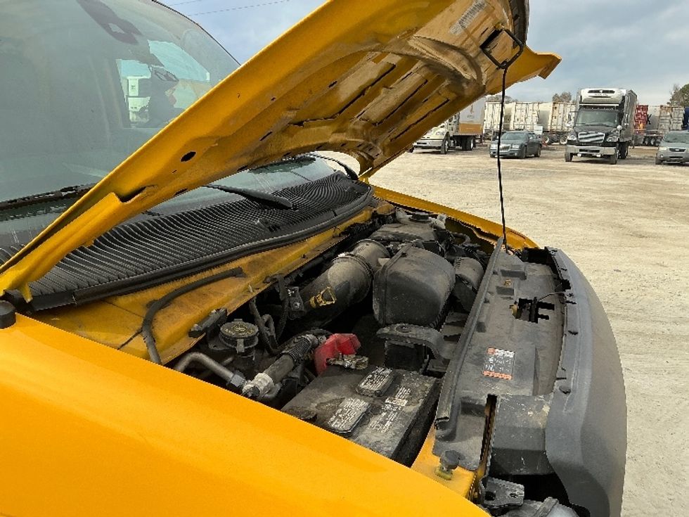 Light Duty Box Truck-Light and Medium Duty Trucks-Ford-2022-E350-Garden City-GA-99,201\n\t\tmiles-$ 29,750 - Image 23