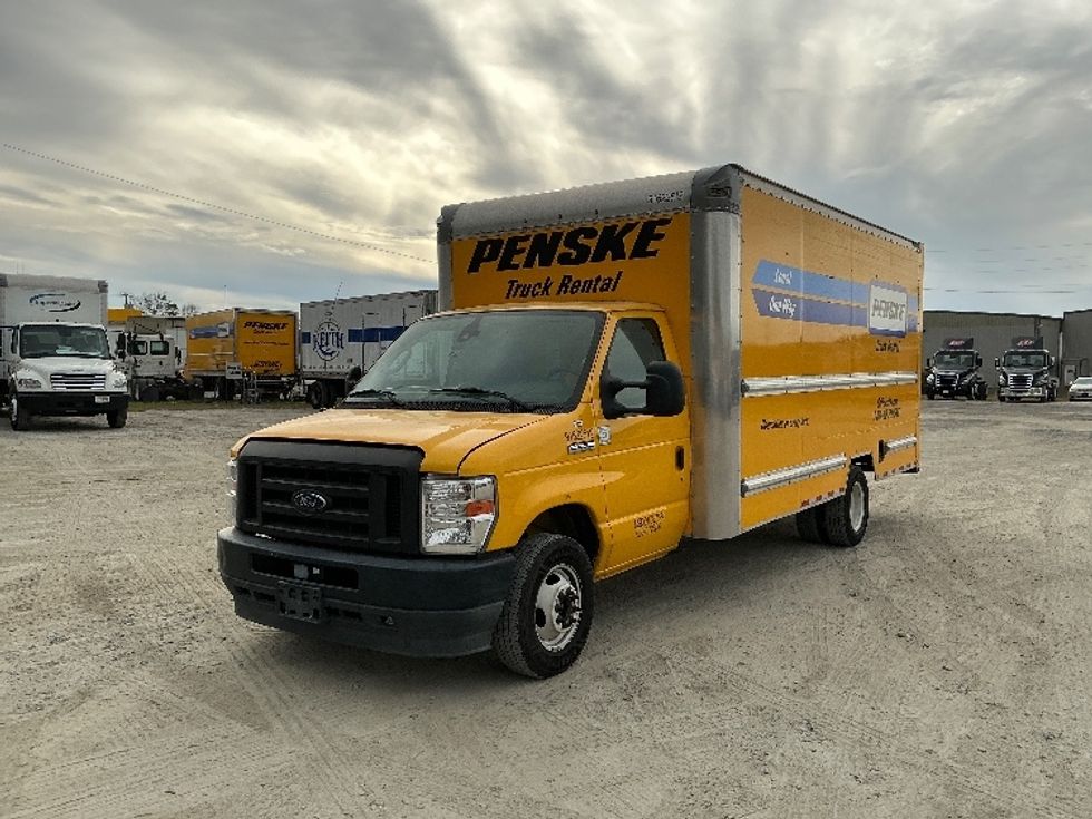 Light Duty Box Truck-Light and Medium Duty Trucks-Ford-2022-E350-Garden City-GA-99,201\n\t\tmiles-$ 29,750 - Image 3