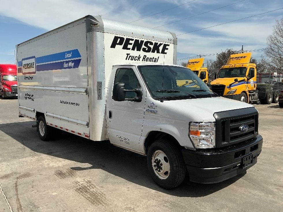Light Duty Box Truck-Light and Medium Duty Trucks-Ford-2022-E350-Garland-TX-100,063\n\t\tmiles-$ 30,750 - Image 1