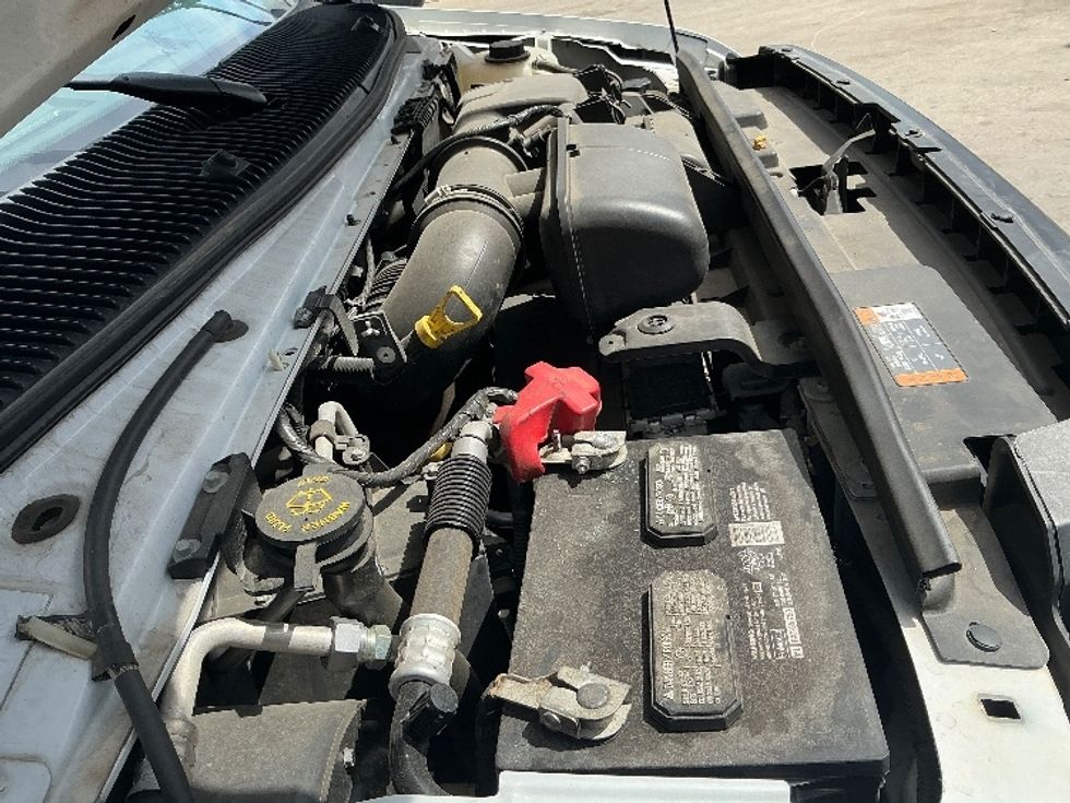 Light Duty Box Truck-Light and Medium Duty Trucks-Ford-2022-E350-Garland-TX-100,063\n\t\tmiles-$ 30,750 - Image 23