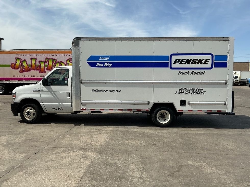 Light Duty Box Truck-Light and Medium Duty Trucks-Ford-2022-E350-Garland-TX-100,063\n\t\tmiles-$ 30,750 - Image 4
