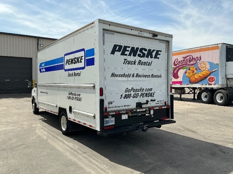 Light Duty Box Truck-Light and Medium Duty Trucks-Ford-2022-E350-Garland-TX-100,063\n\t\tmiles-$ 30,750 - Image 6