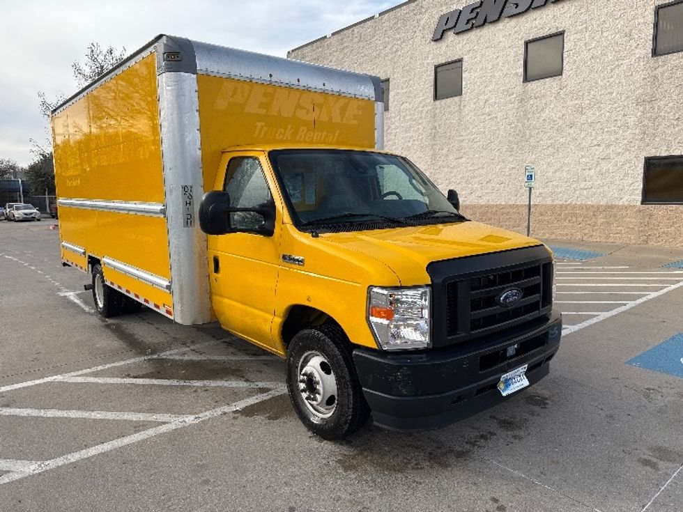 Light Duty Box Truck-Light and Medium Duty Trucks-Ford-2022-E350-Garland-TX-108,324\n\t\tmiles-$ 26,500 - Image 1