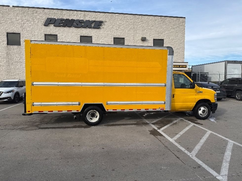 Light Duty Box Truck-Light and Medium Duty Trucks-Ford-2022-E350-Garland-TX-108,324\n\t\tmiles-$ 26,500 - Image 15