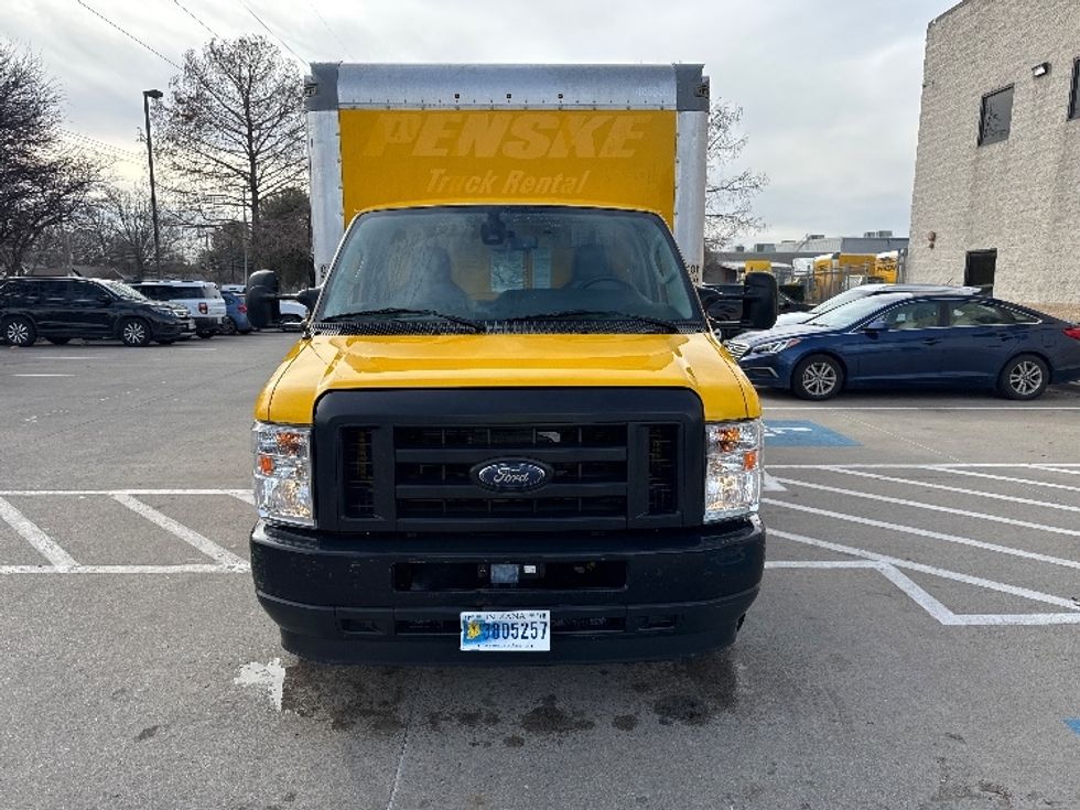 Light Duty Box Truck-Light and Medium Duty Trucks-Ford-2022-E350-Garland-TX-108,324\n\t\tmiles-$ 26,500 - Image 2