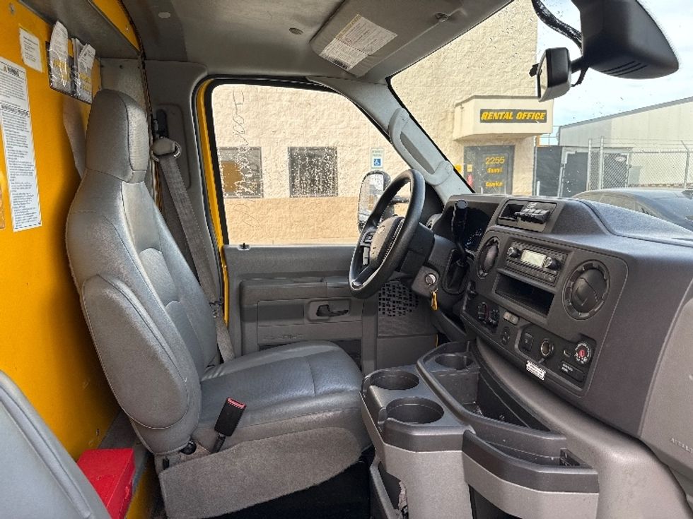 Light Duty Box Truck-Light and Medium Duty Trucks-Ford-2022-E350-Garland-TX-108,324\n\t\tmiles-$ 26,500 - Image 22