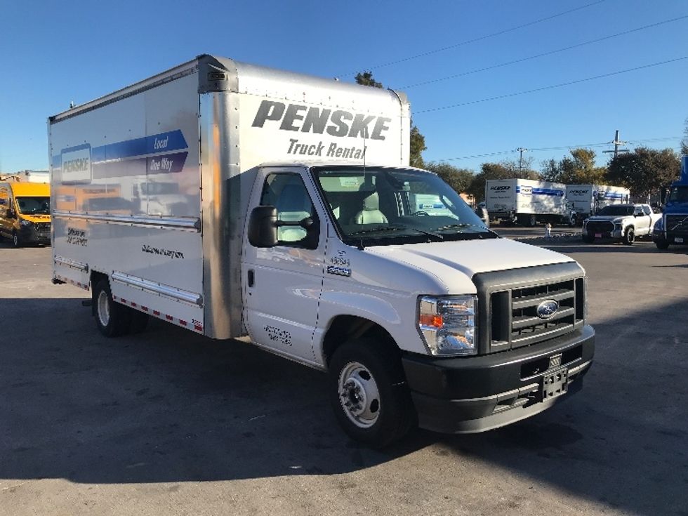 Light Duty Box Truck-Light and Medium Duty Trucks-Ford-2022-E350-Garland-TX-58,963\n\t\tmiles-$ 38,500 - Image 1