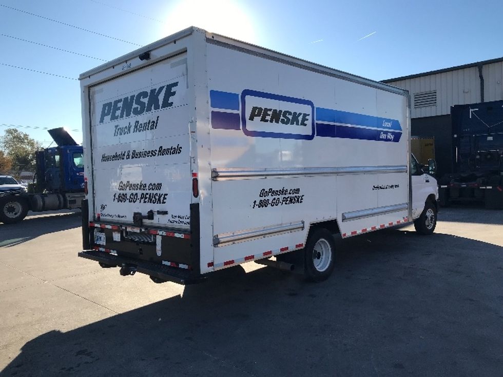 Light Duty Box Truck-Light and Medium Duty Trucks-Ford-2022-E350-Garland-TX-58,963\n\t\tmiles-$ 38,500 - Image 13