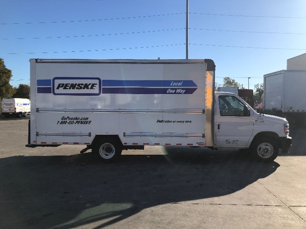 Light Duty Box Truck-Light and Medium Duty Trucks-Ford-2022-E350-Garland-TX-58,963\n\t\tmiles-$ 38,500 - Image 15