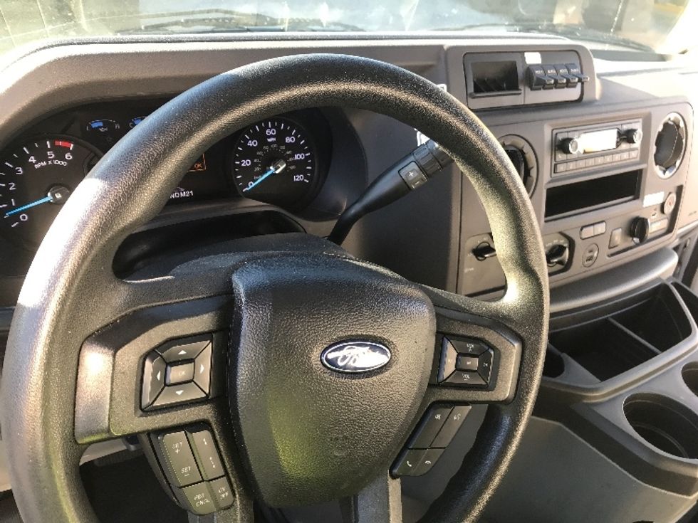 Light Duty Box Truck-Light and Medium Duty Trucks-Ford-2022-E350-Garland-TX-58,963\n\t\tmiles-$ 38,500 - Image 18