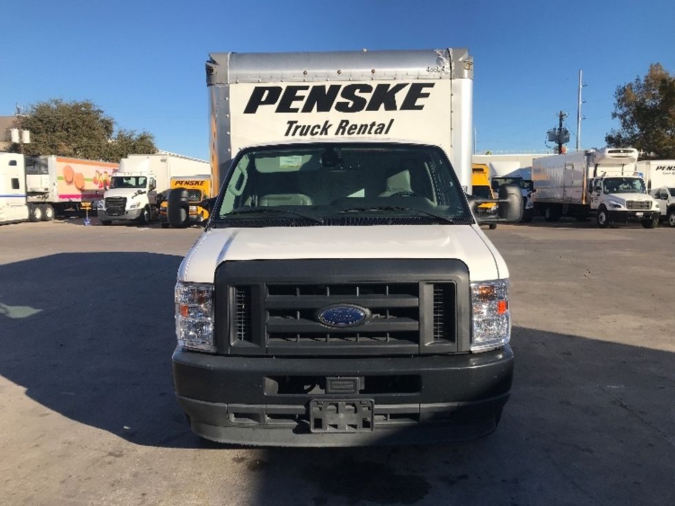 Light Duty Box Truck-Light and Medium Duty Trucks-Ford-2022-E350-Garland-TX-58,963\n\t\tmiles-$ 38,500 - Image 2