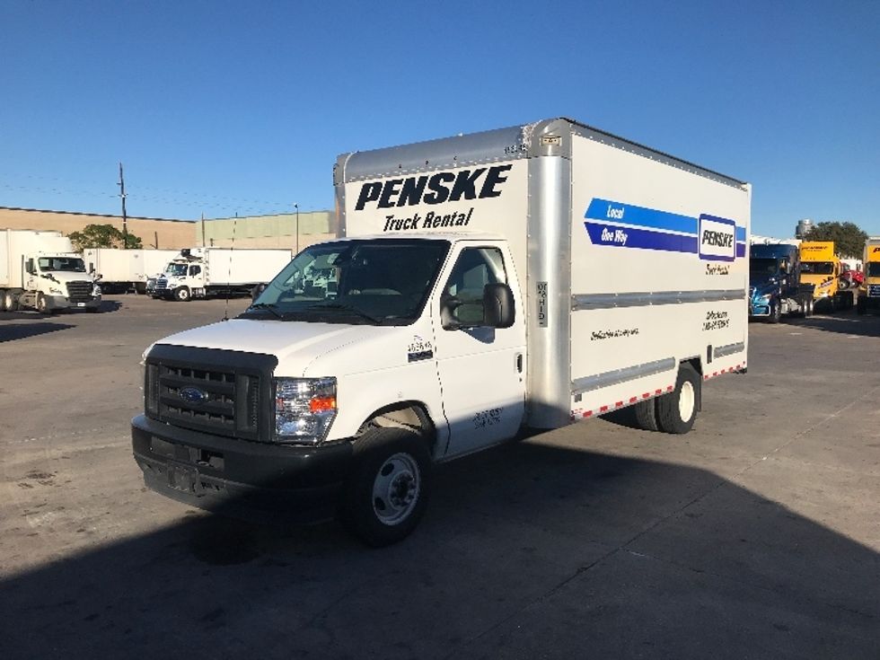 Light Duty Box Truck-Light and Medium Duty Trucks-Ford-2022-E350-Garland-TX-58,963\n\t\tmiles-$ 38,500 - Image 3