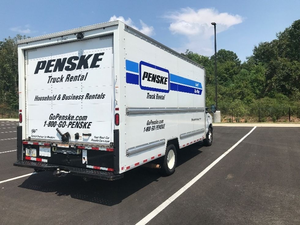 Light Duty Box Truck-Light and Medium Duty Trucks-Ford-2022-E350-Garland-TX-95,535\n\t\tmiles-$ 31,250 - Image 13