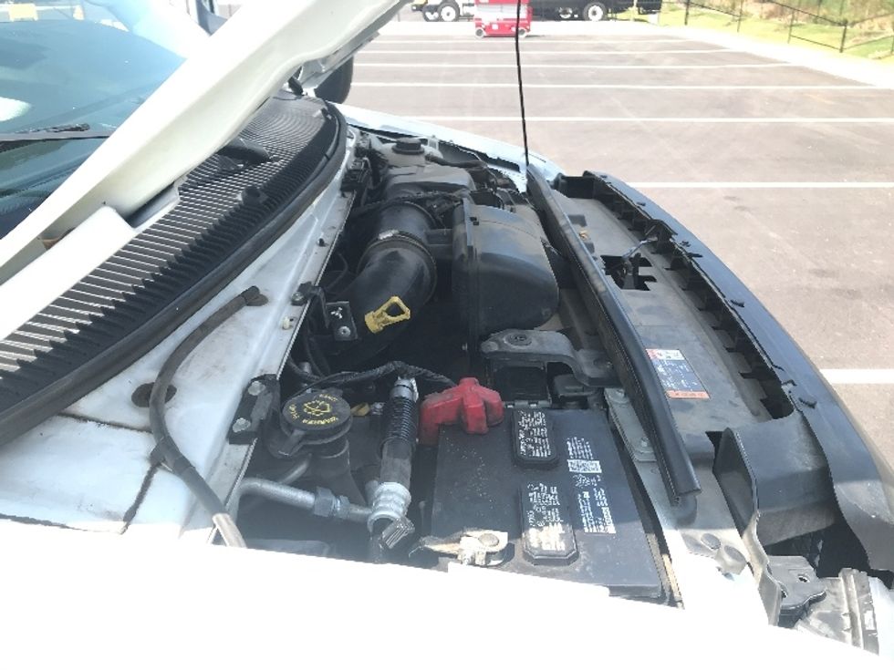 Light Duty Box Truck-Light and Medium Duty Trucks-Ford-2022-E350-Garland-TX-95,535\n\t\tmiles-$ 31,250 - Image 23