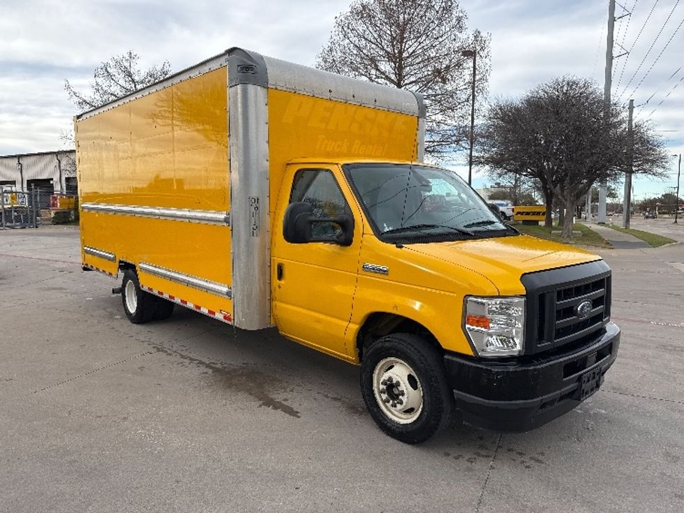 Light Duty Box Truck-Light and Medium Duty Trucks-Ford-2022-E350-Garland-TX-99,112\n\t\tmiles-$ 28,000 - Image 1