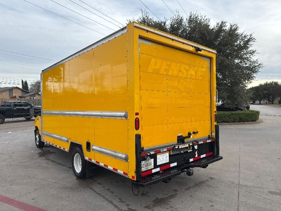 Light Duty Box Truck-Light and Medium Duty Trucks-Ford-2022-E350-Garland-TX-99,112\n\t\tmiles-$ 28,000 - Image 6