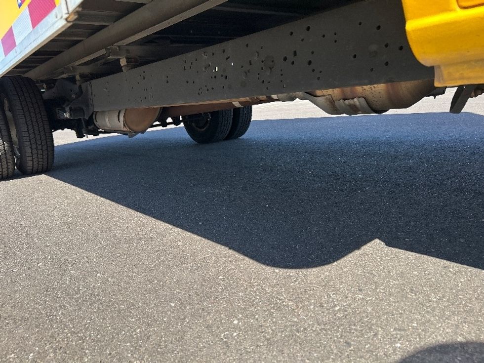 Light Duty Box Truck-Light and Medium Duty Trucks-Ford-2022-E350-Goodyear-AZ-89,166\n\t\tmiles-$ 30,750 - Image 14