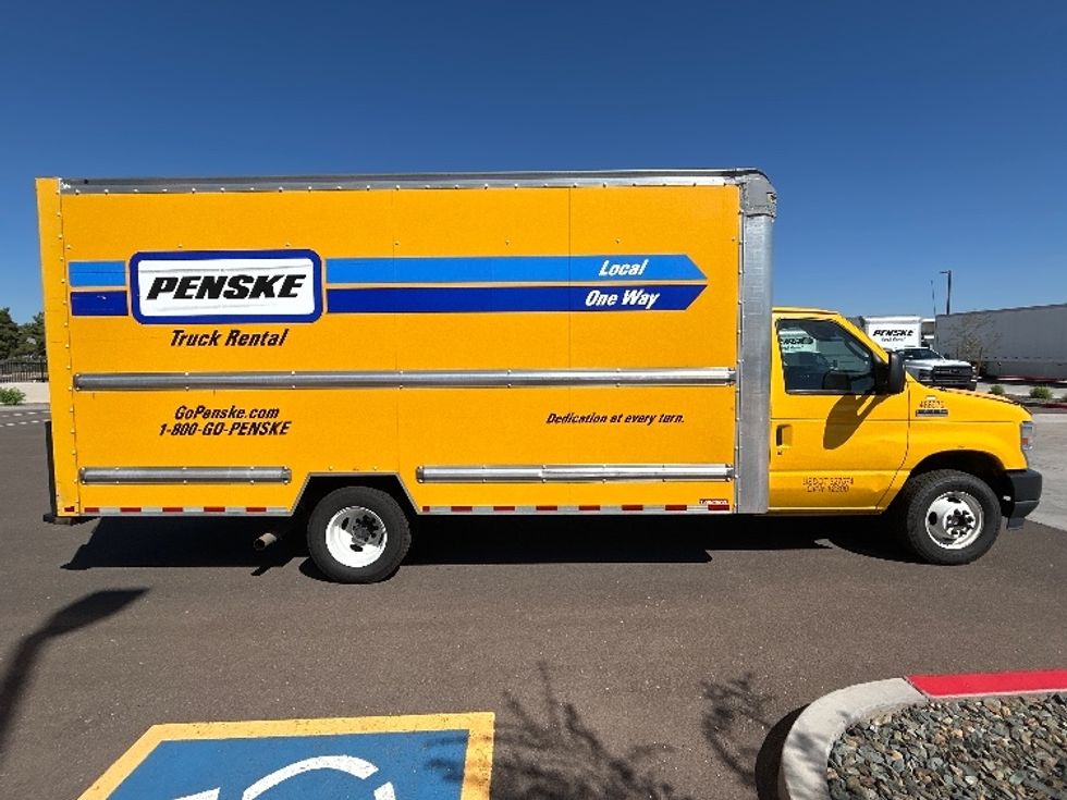 Light Duty Box Truck-Light and Medium Duty Trucks-Ford-2022-E350-Goodyear-AZ-89,166\n\t\tmiles-$ 30,750 - Image 15