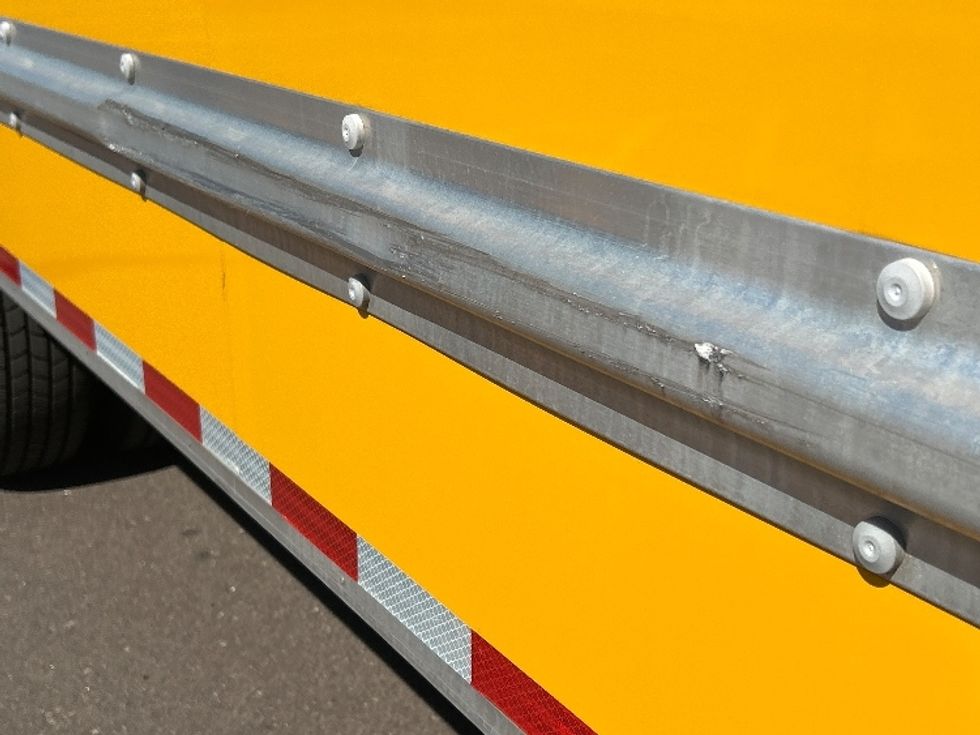 Light Duty Box Truck-Light and Medium Duty Trucks-Ford-2022-E350-Goodyear-AZ-89,166\n\t\tmiles-$ 30,750 - Image 29