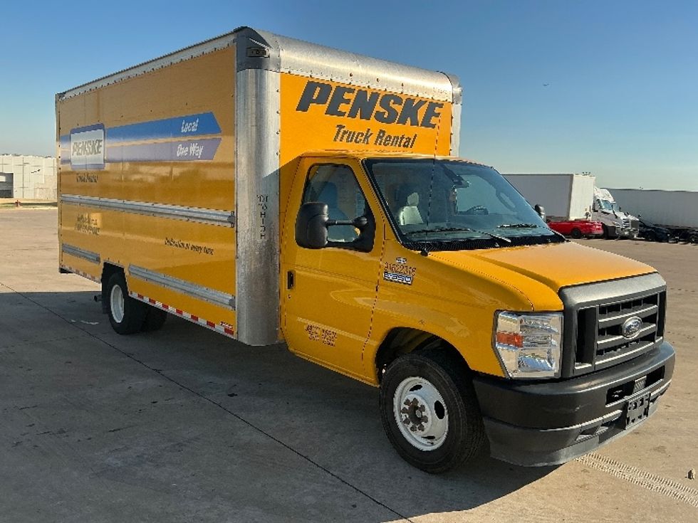 Light Duty Box Truck-Light and Medium Duty Trucks-Ford-2022-E350-Grand Prairie-TX-141,014\n\t\tmiles-$ 21,750 - Image 1