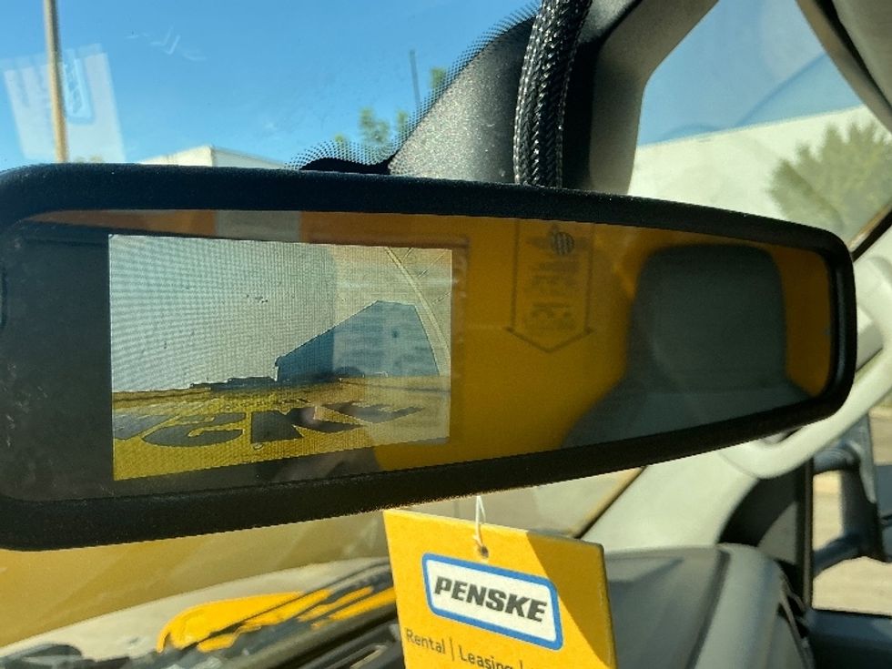 Light Duty Box Truck-Light and Medium Duty Trucks-Ford-2022-E350-Grand Prairie-TX-141,014\n\t\tmiles-$ 21,750 - Image 25