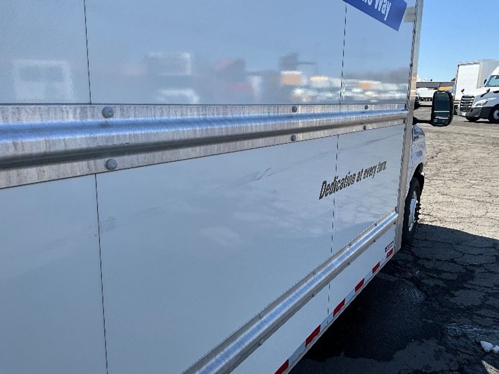 Light Duty Box Truck-Light and Medium Duty Trucks-Ford-2022-E350-Greeley-CO-100,343\n\t\tmiles-$ 32,250 - Image 28