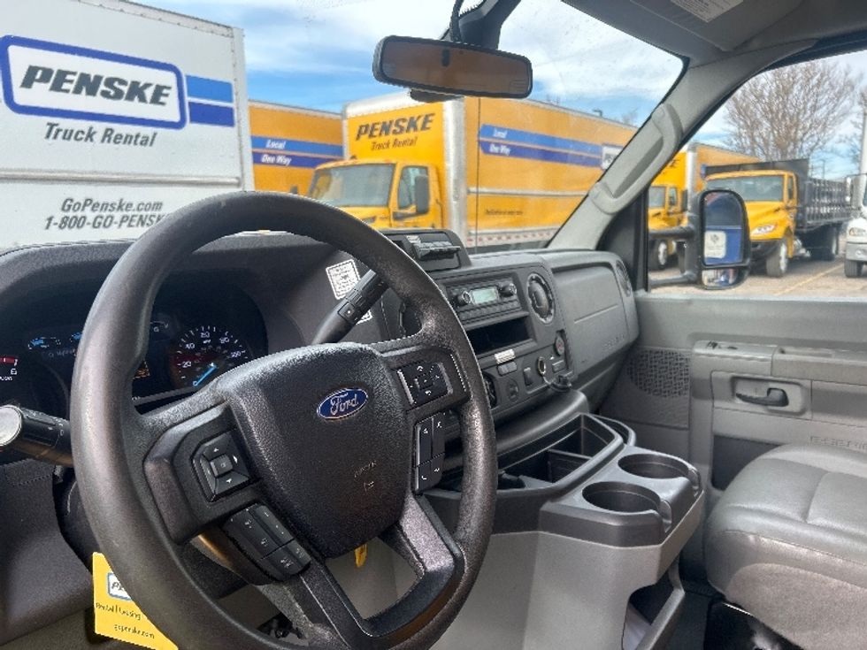 Light Duty Box Truck-Light and Medium Duty Trucks-Ford-2022-E350-Greeley-CO-107,487\n\t\tmiles-$ 27,500 - Image 15
