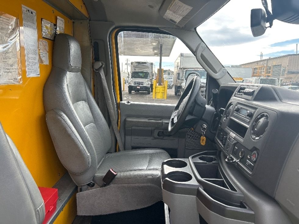 Light Duty Box Truck-Light and Medium Duty Trucks-Ford-2022-E350-Greeley-CO-107,487\n\t\tmiles-$ 27,500 - Image 20