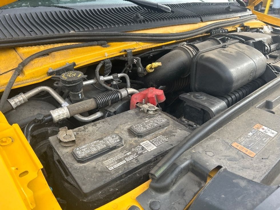 Light Duty Box Truck-Light and Medium Duty Trucks-Ford-2022-E350-Greeley-CO-107,487\n\t\tmiles-$ 27,500 - Image 21