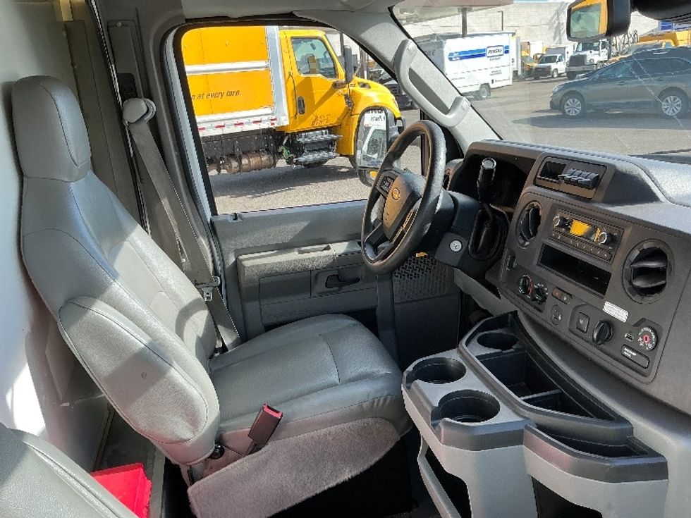 Light Duty Box Truck-Light and Medium Duty Trucks-Ford-2022-E350-Greeley-CO-121,234\n\t\tmiles-$ 28,750 - Image 22