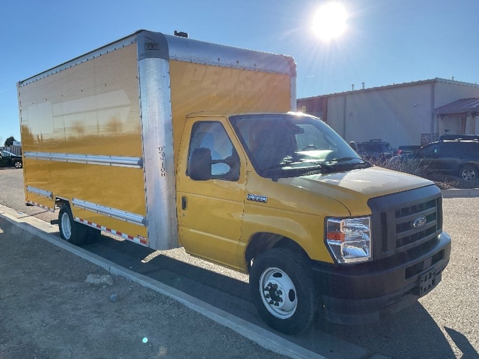 Light Duty Box Truck-Light and Medium Duty Trucks-Ford-2022-E350-Greeley-CO-86,230\n\t\tmiles-$ 31,000 - Image 1