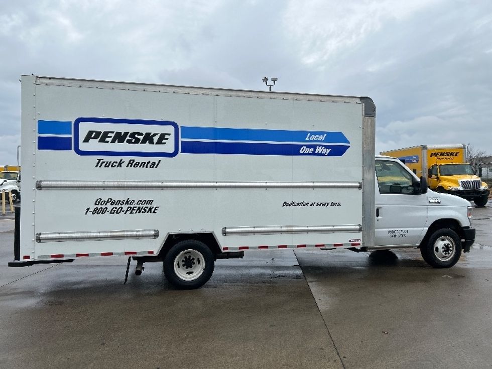 Light Duty Box Truck-Light and Medium Duty Trucks-Ford-2022-E350-Greeley-CO-87,682\n\t\tmiles-$ 34,000 - Image 15